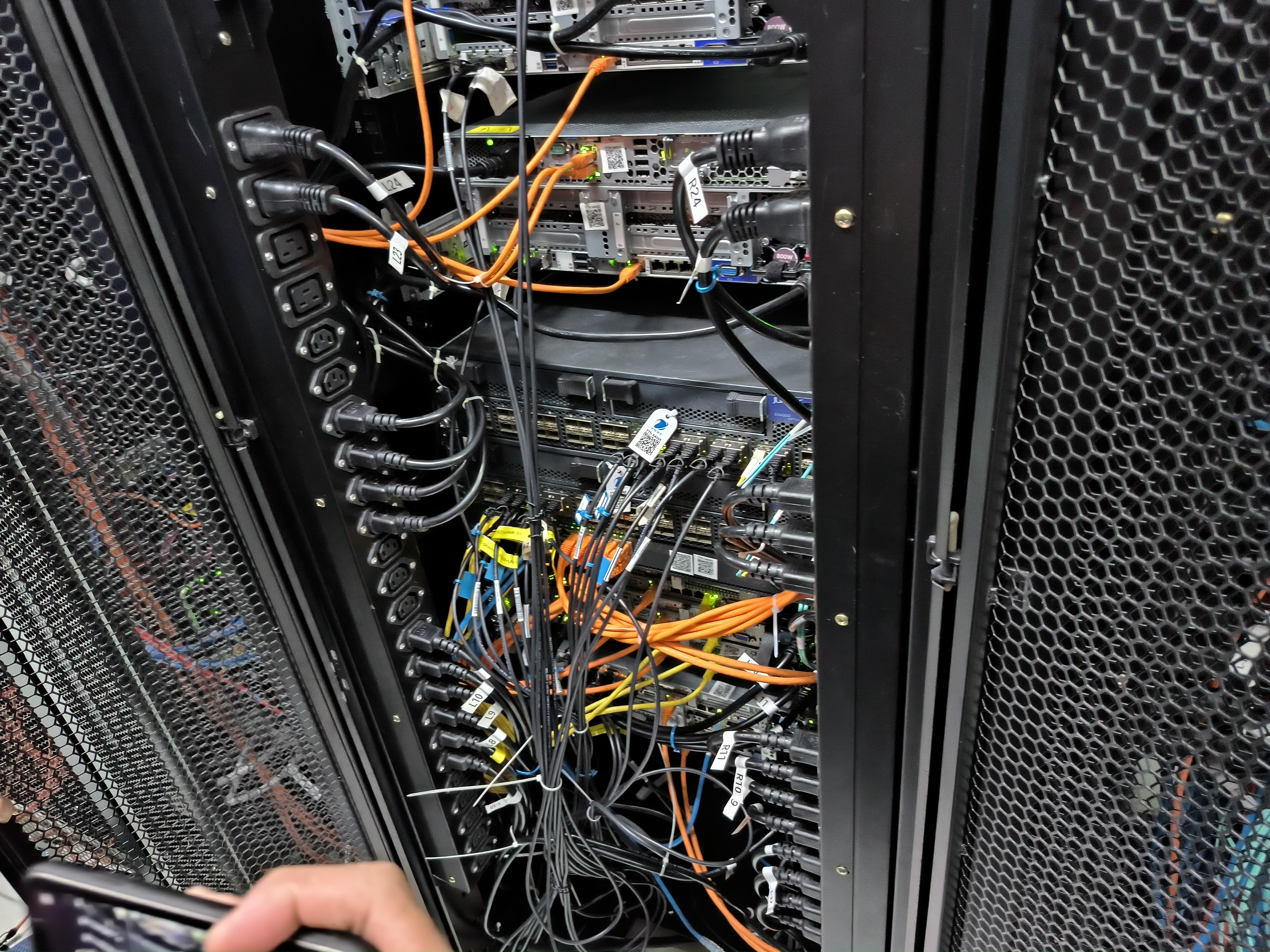 Server doanh nghiệp